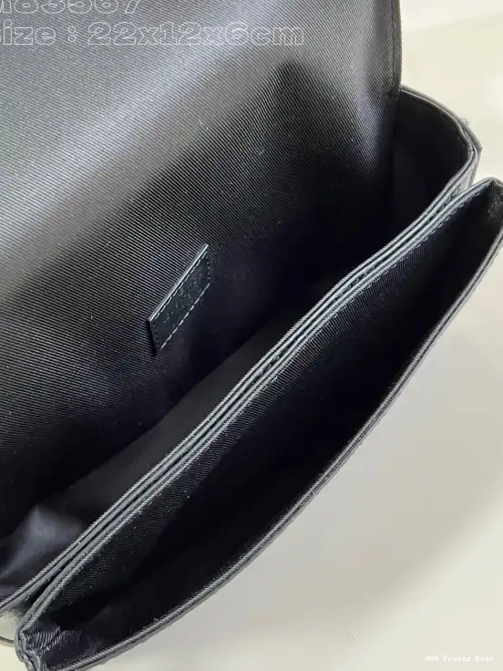 AAA Pruses Bags Wearable LOUIS Montsouris VUITTON Wallet 0622